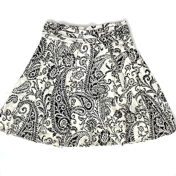 The Limited Pleated Linen Skirt - Picture 1 of 12